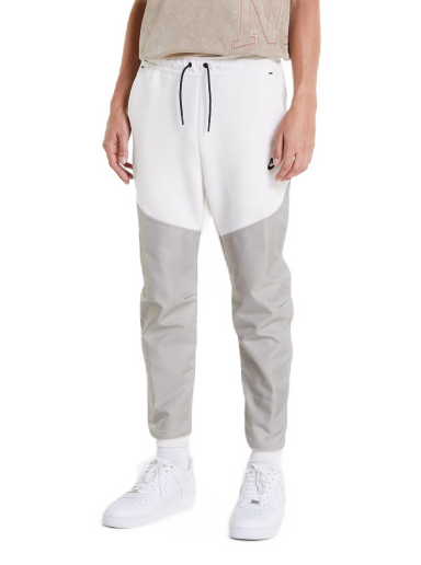 Tepláky Nike Sportswear Tech Fleece Pants Biela | DR6171-030