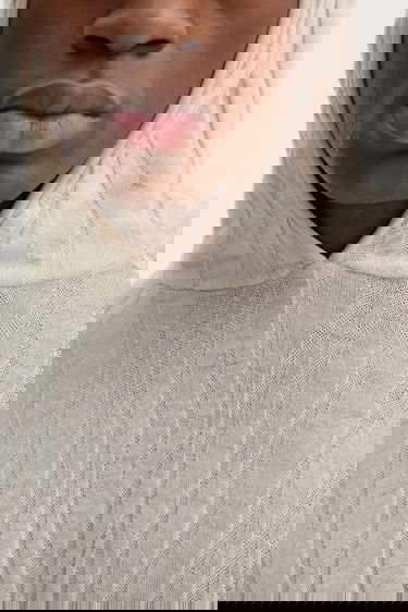 Mikina HELIOT EMIL Lightweight Wavy Textured Wool Hoodie Béžová | SS25.M.07.070.ST18, 4