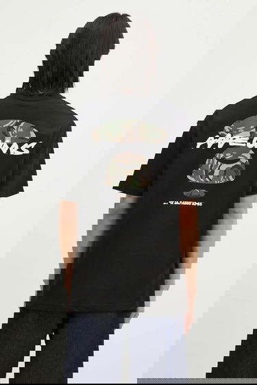 Tričko AAPE by A Bathing Ape Printed T-shirt Moon Face Logo Čierna | AAPTEM1564XXN, 2