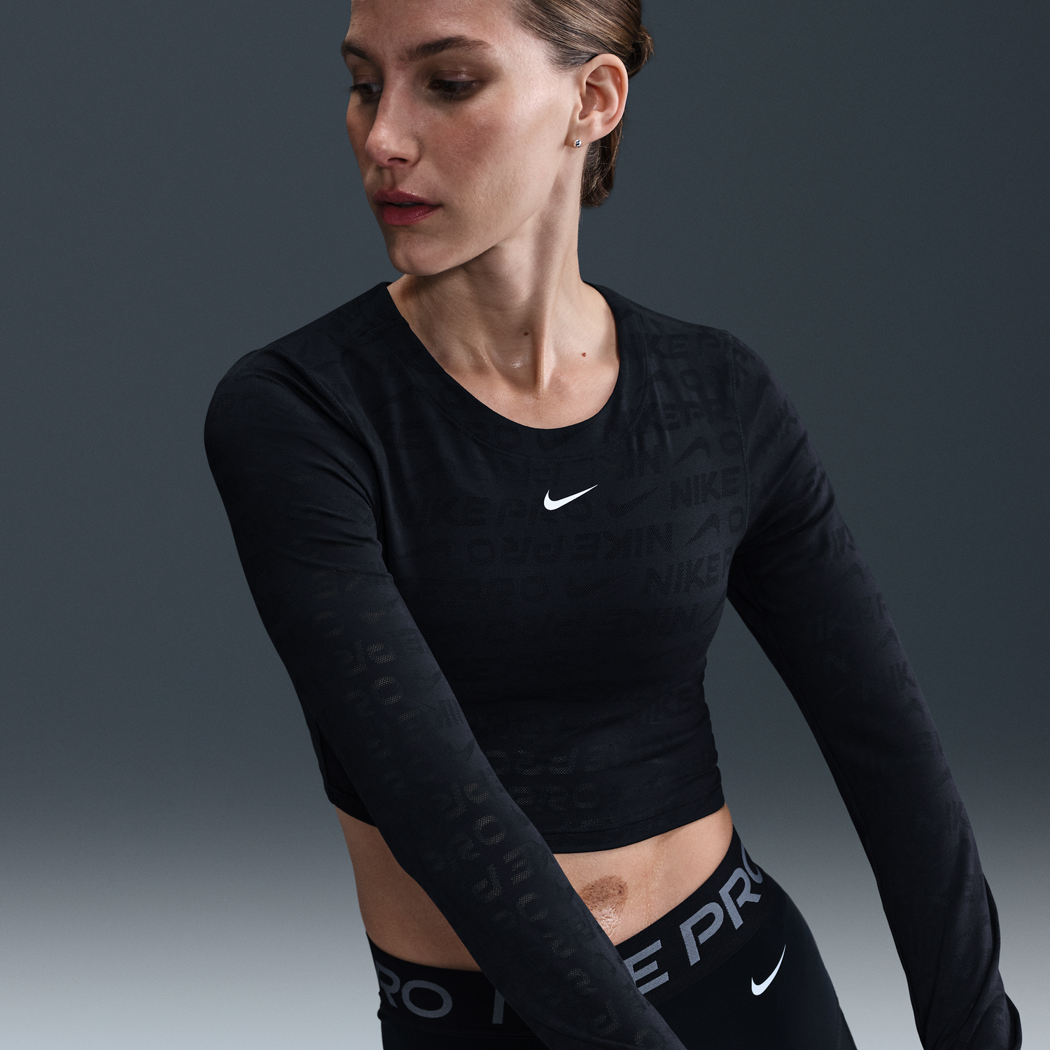 Crop Top Nike Pro Dri-FIT Long Sleeve Cropped Jacquard Top Čierna | HJ4281-010, 0