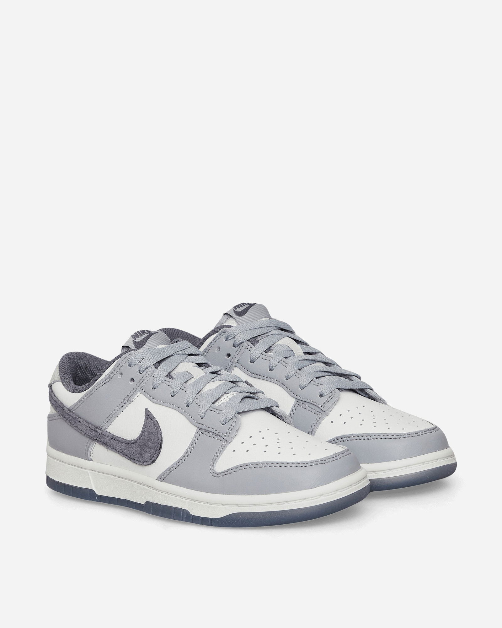 Dunk Low SE "Light Carbon"