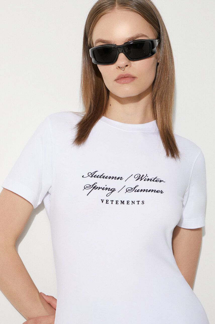 Tričko VETEMENTS VETEMENTS 4 Seasons Embroidered Logo Fitted T-Shirt Biela | WE64TR620W, 0