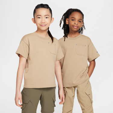 Tričko Nike Nike Sportswear City Utility Short Sleeve T-Shirt Hnedá | FZ4902-297, 0