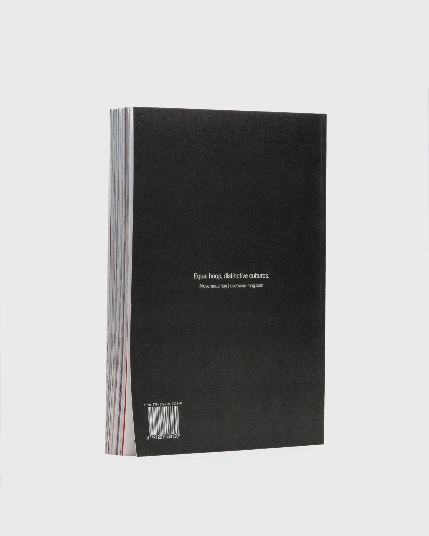 Kniha a časopis gestalten Books Overseas Magazine - Issue 01 Rôznofarebný | 9791221003130, 1