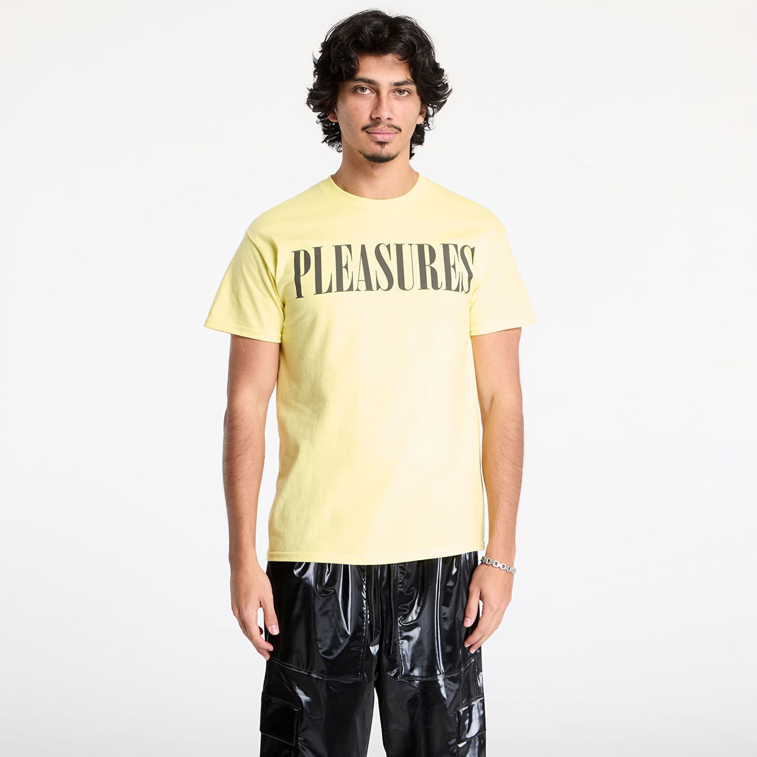 Tričko Pleasures Onyx 24 Graphic Print T-Shirt Žltá | P24W048 CORNSILK, 0