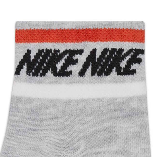 Ponožky Nike Everyday Essential Ankle Socks (3 Pairs) Šedá | DX5080-050, 1
