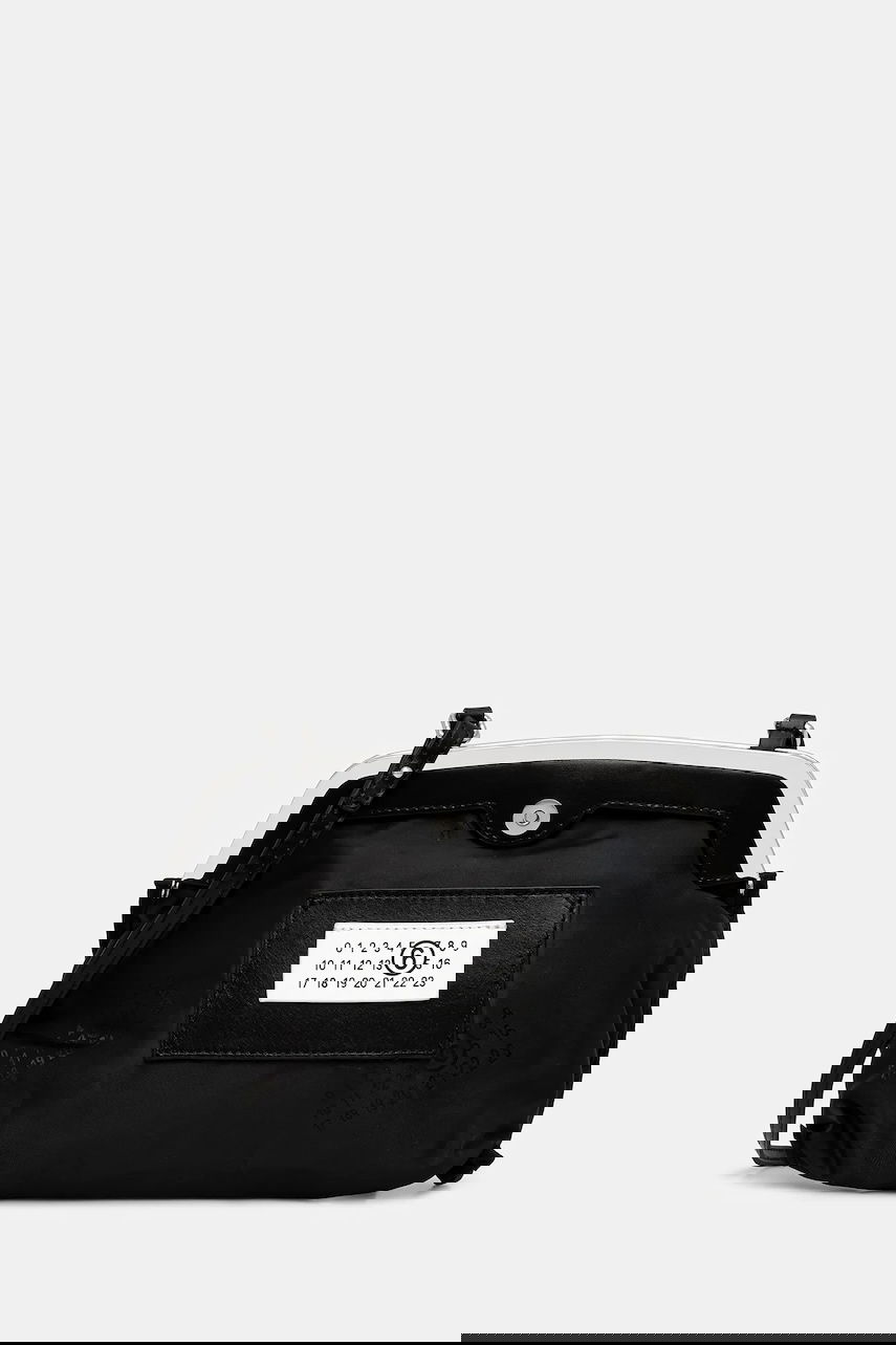 Taška cez rameno Maison Margiela Small Frame Shoulder Bag with Numeric Patch Detail Čierna | SB6WF0008.P8503.HA751, 0