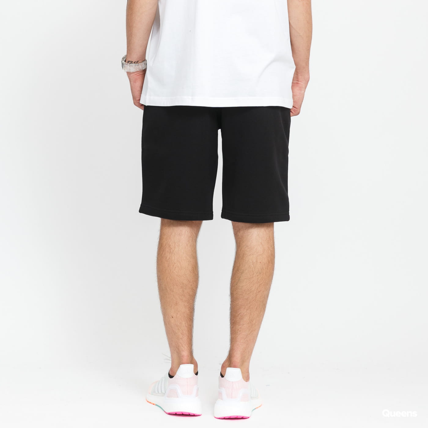 Essential Short