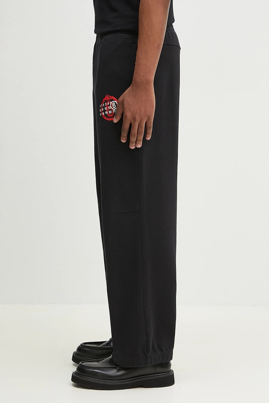 Tepláky Maison Margiela MM6 Maison Margiela Printed Cotton Sweatpants Čierna | SH2KA0027, 1