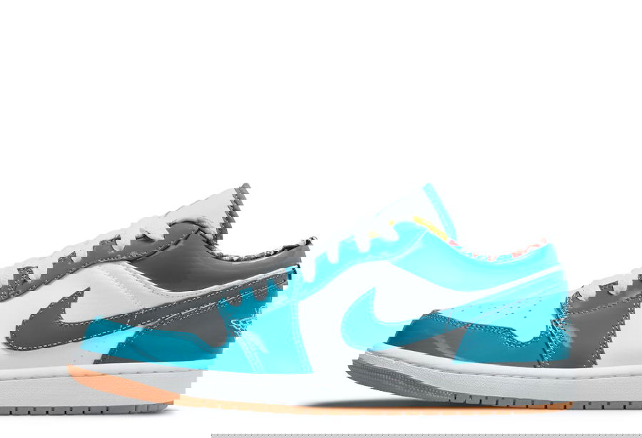 Tenisky a topánky Jordan Air Jordan 1 Low SE "Barcelona Cyber Tea" Modrá | DC6991-400, 1
