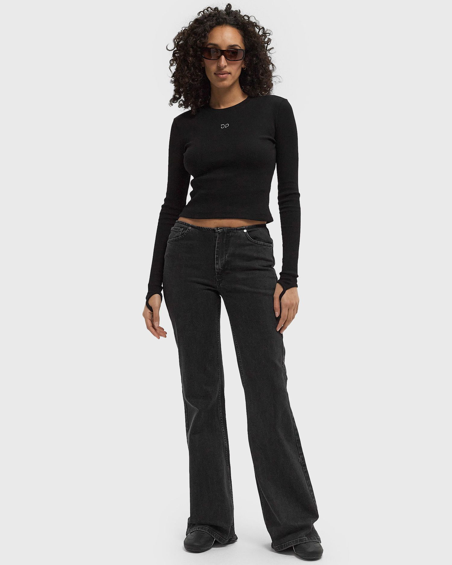 Crop Top DAILY PAPER Logo Rib Long Sleeve Top Čierna | 2423066, 1