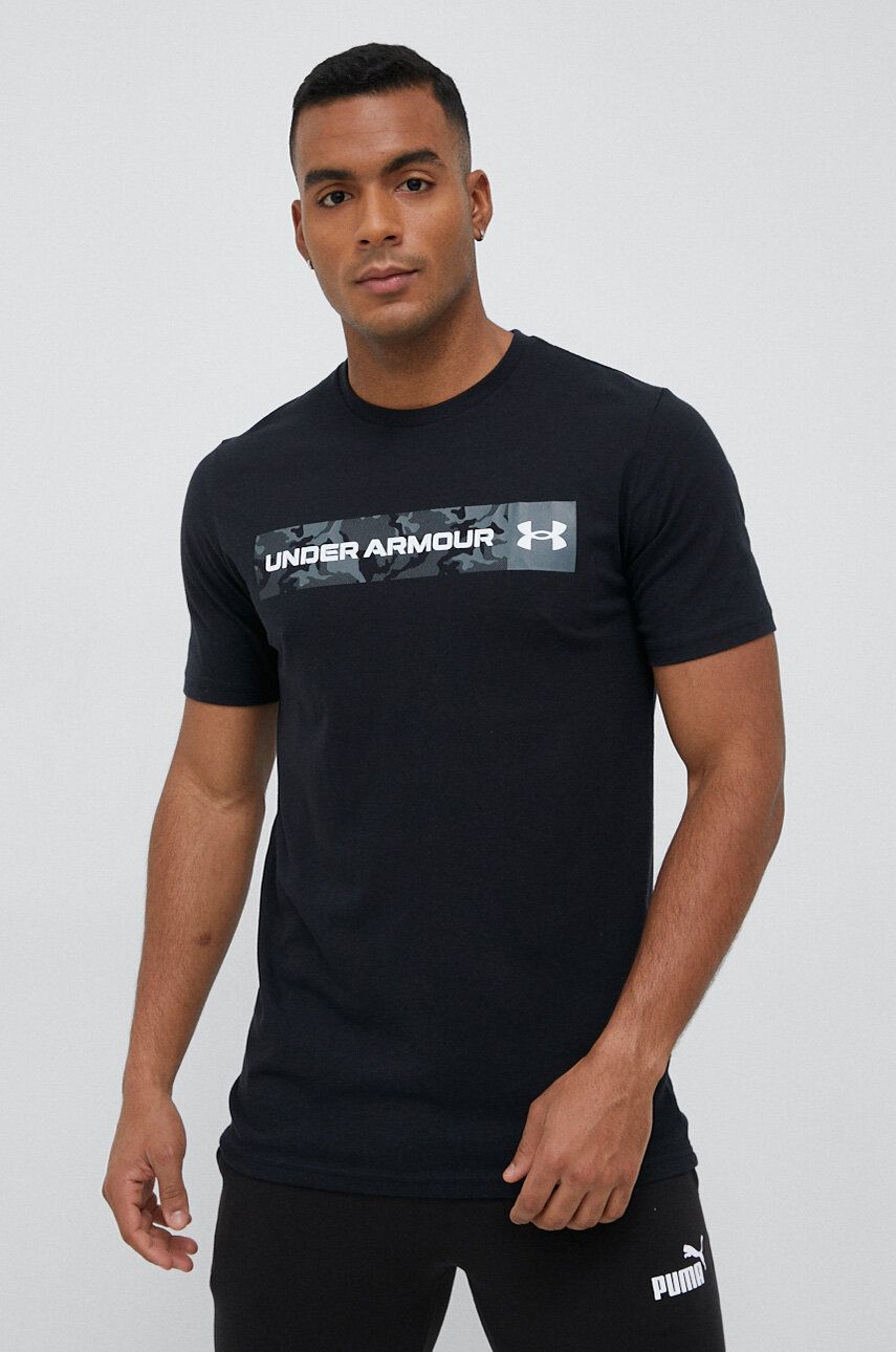 Tričko Under Armour Chest Stripe Tee Čierna | 1376830, 0