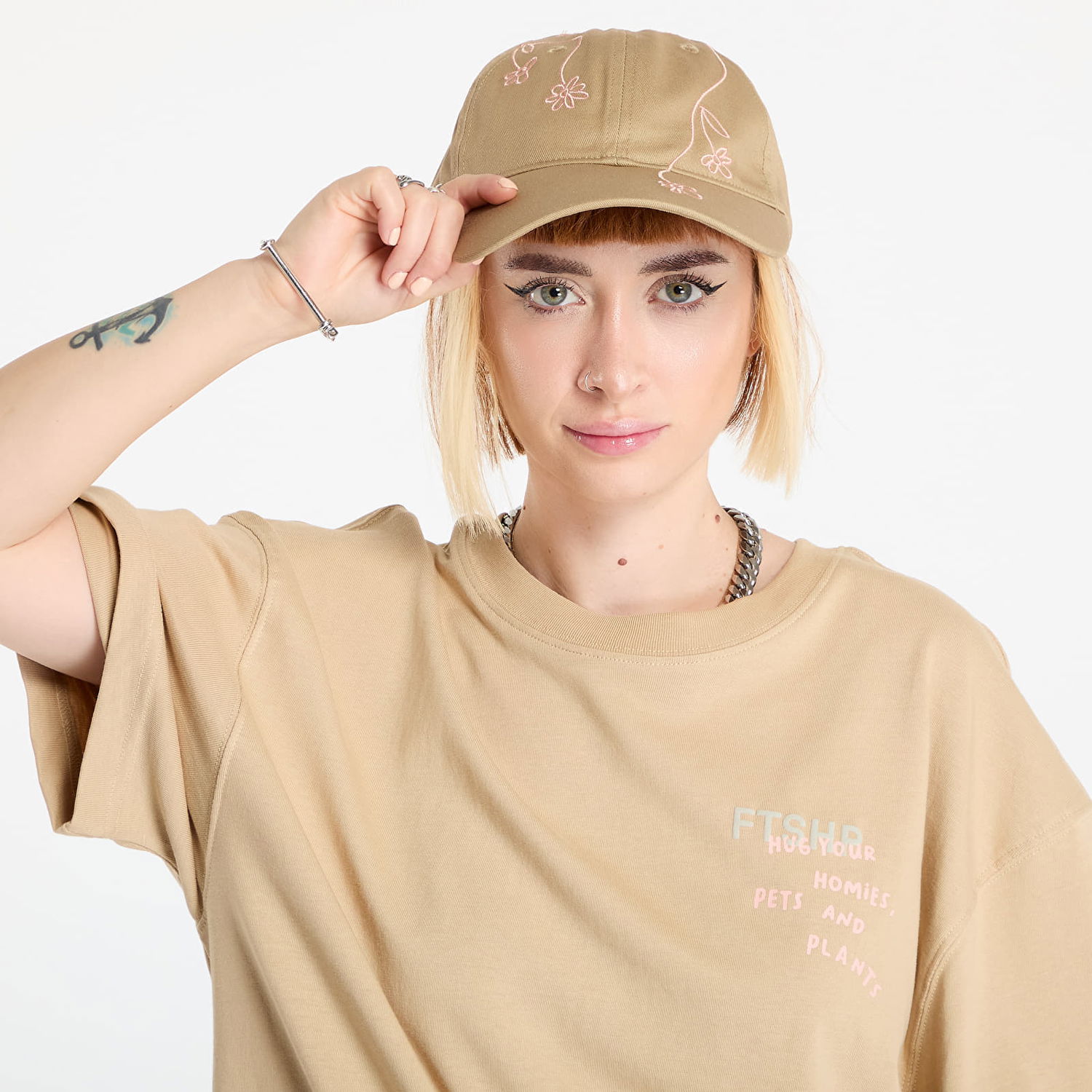 Šiltovka Footshop Embroidered Flower Baseball Cap Béžová | FTSHP_397_02, 1