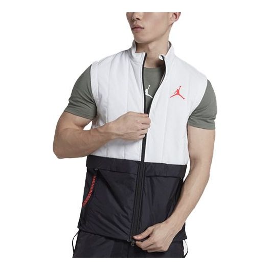 Vesta Jordan Jordan AS 23 Engineered Quilted Vest Biela | AJ1057-100