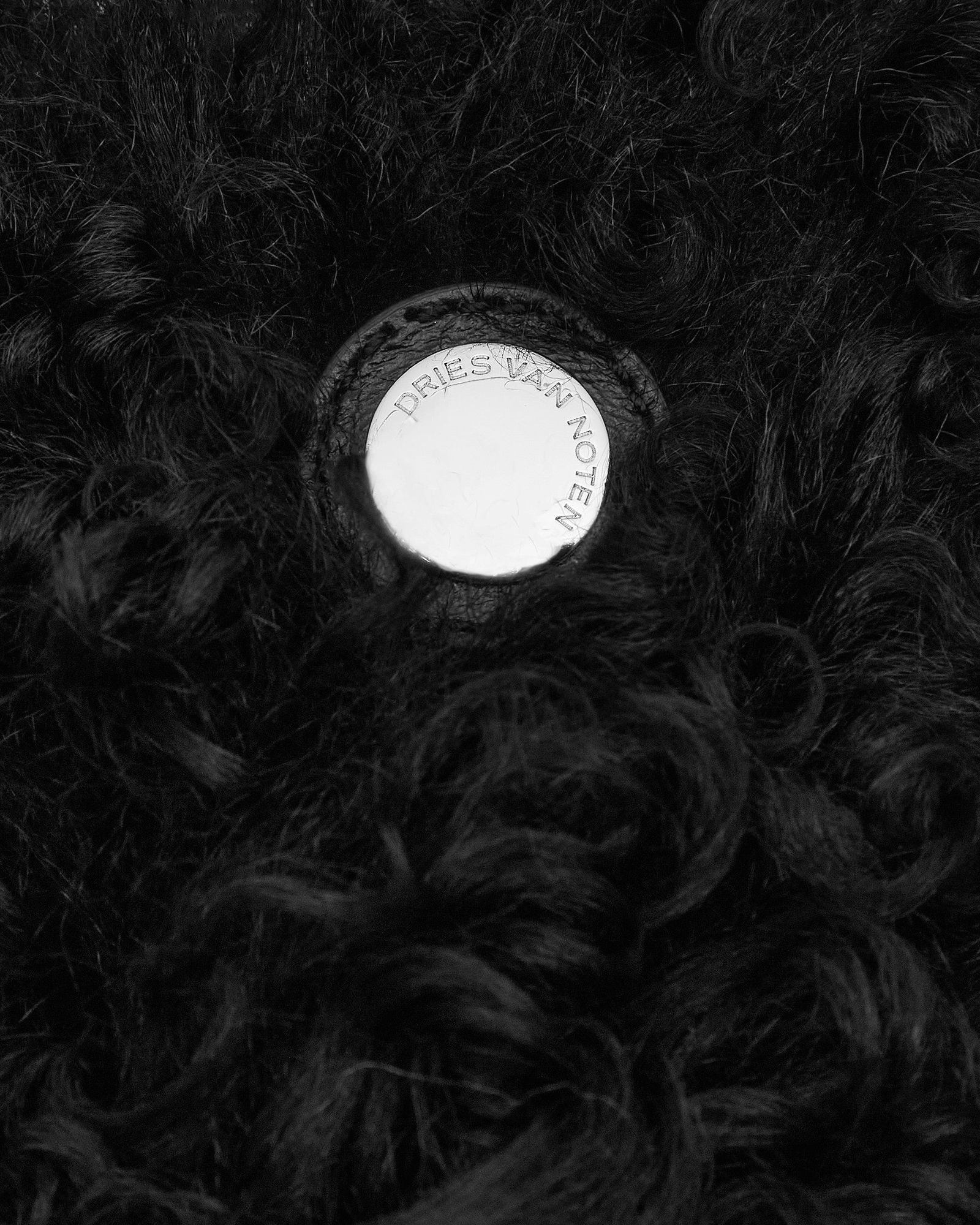 Shearling Phone Pouch Black