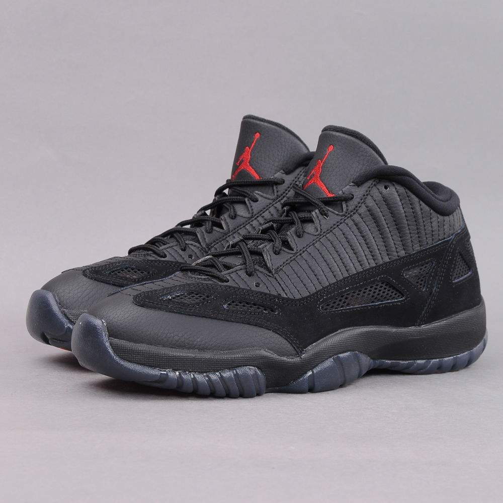 Tenisky a topánky Jordan Air Jordan 11 IE Low ''Referee'' Čierna | 306008-003, 1