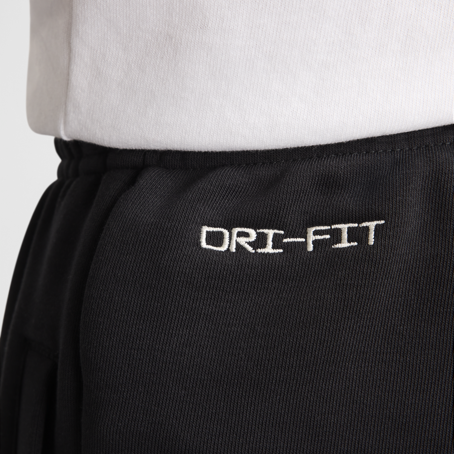 Nohavice Nike Standard Issue Dri-FIT Čierna | FZ0224-010, 1