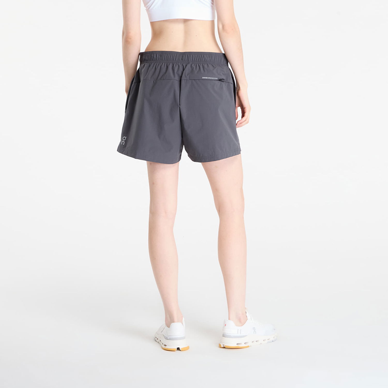 Šortky On Running 3" Core Running Shorts Šedá | 1WF10152608, 1