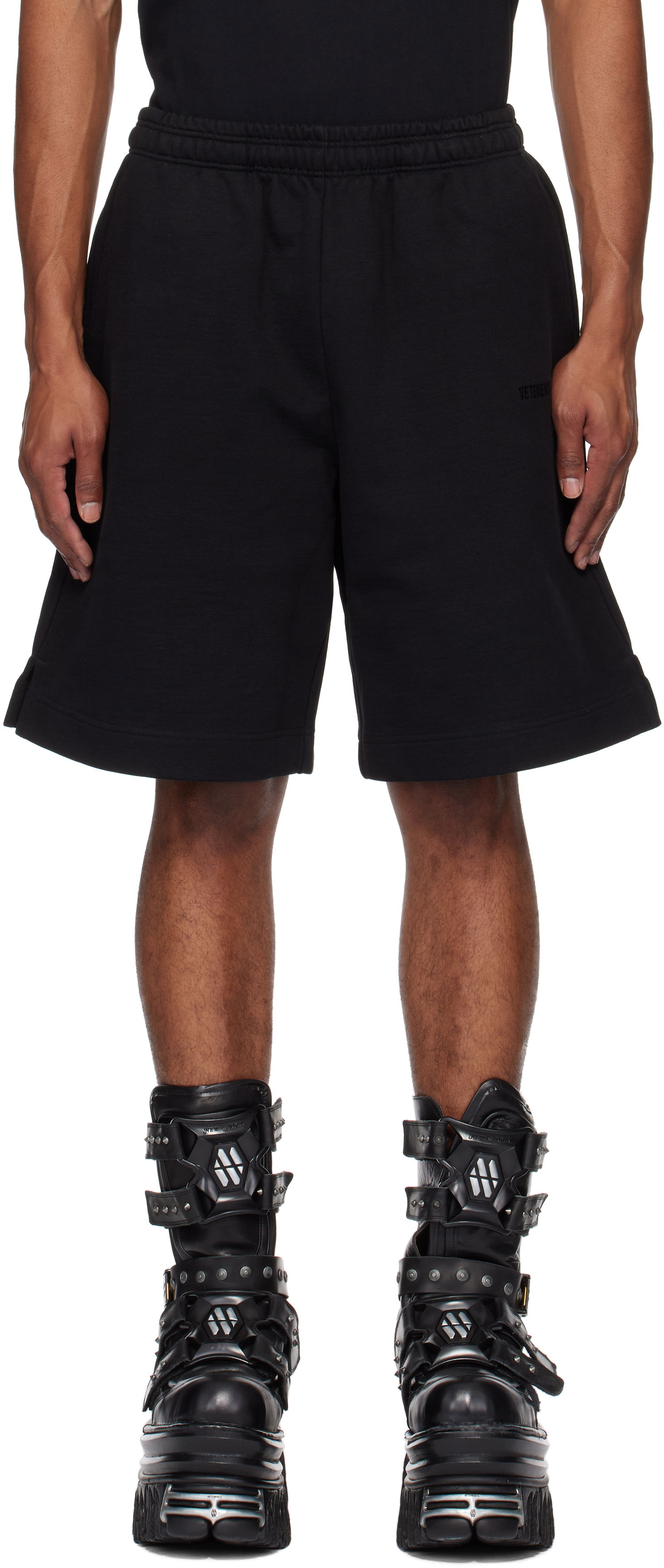 Šortky VETEMENTS Embroidered Logo Sweatshorts Čierna | UA66SS610B, 0