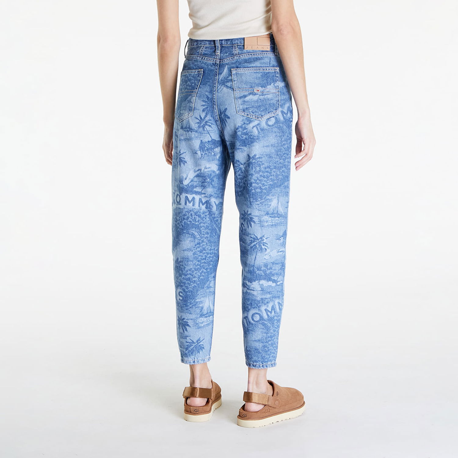 Džínsy Tommy Hilfiger Mom Jean Ultra High Tapered Jeans Denim Medium Modrá | DW0DW17563 1A5, 1