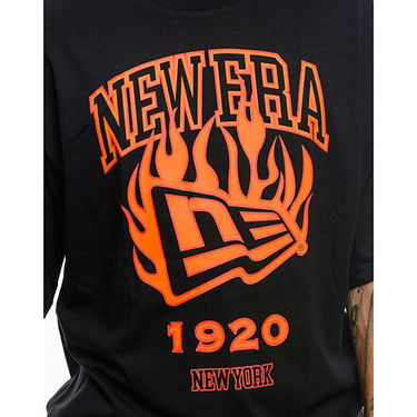 Tričko New Era Oversized T-Shirt Flame Čierna | 60564870, 1