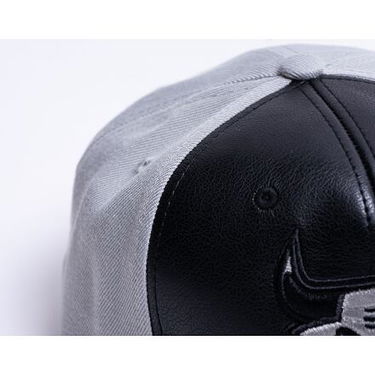 Šiltovka Mitchell & Ness Chicago Bulls Day One Snapback Hat Šedá | 6HSSMM19224-CBUBKGY, 5