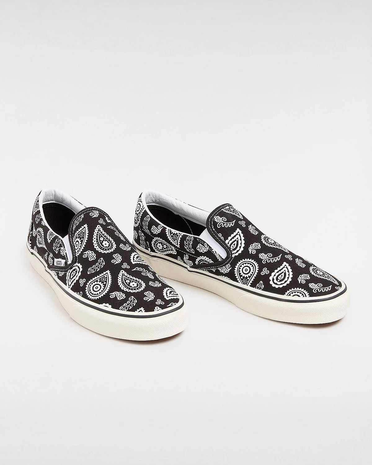 Tenisky a topánky Vans Classic Slip-On 41 Čierna | VN0009Q7BMA1, 1
