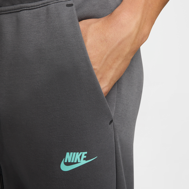 Tepláky Nike Nike Sportswear Tech Fleece Joggers Šedá | HV6513-068, 2