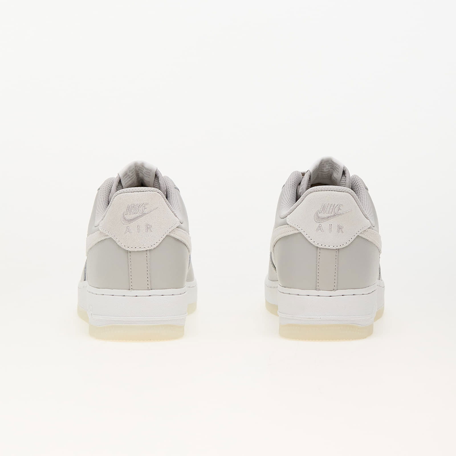 Air Force 1 Low '07 LV8 Light Bone