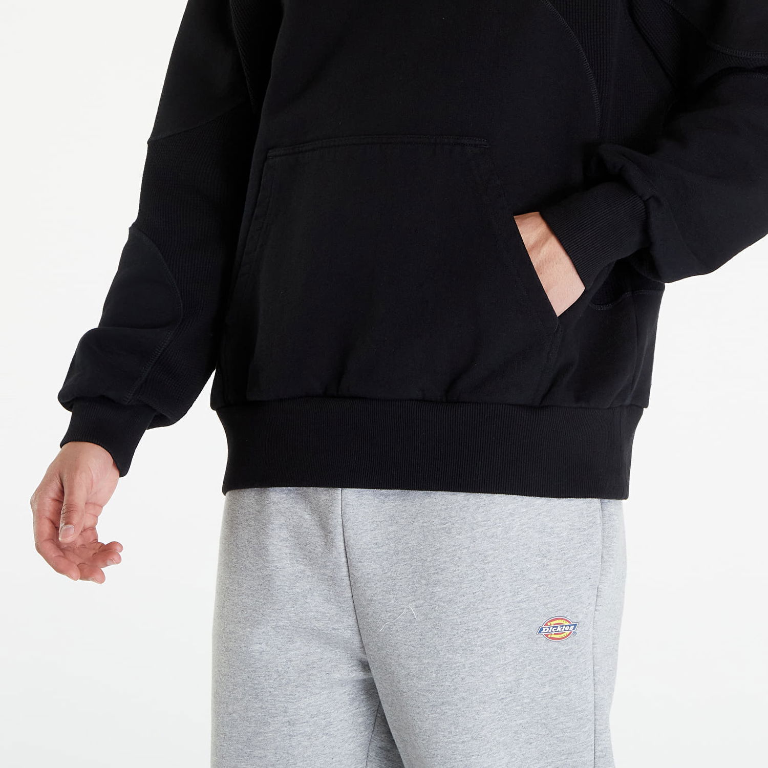 Mikina Reebok LTD Waffle Pattern Hoodie Black Čierna | RMBB003C99FLE0011000, 1