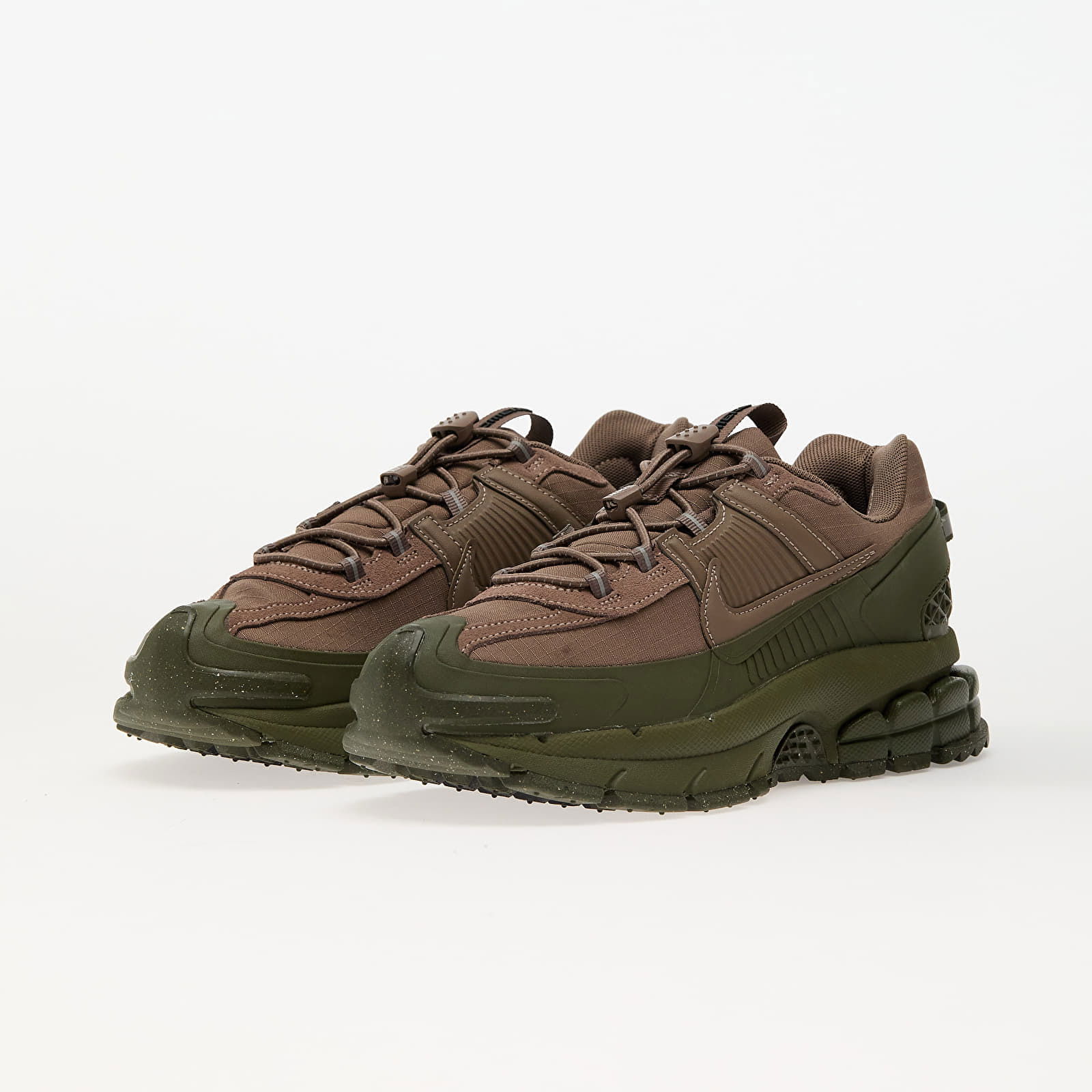 Air Zoom Vomero 5 Roam