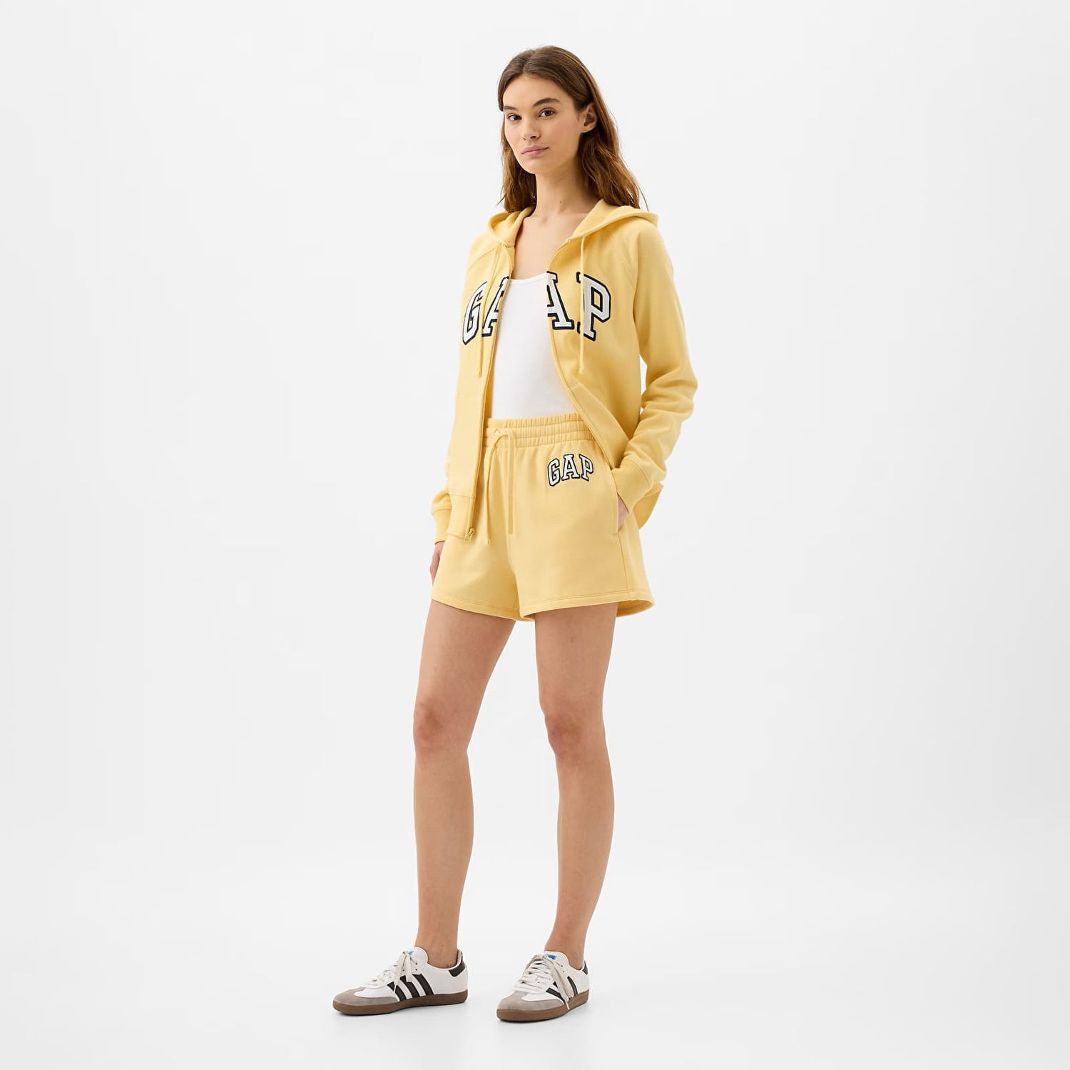 Šortky GAP Logo Shorts Havana Yellow Žltá | 811326-02, 0