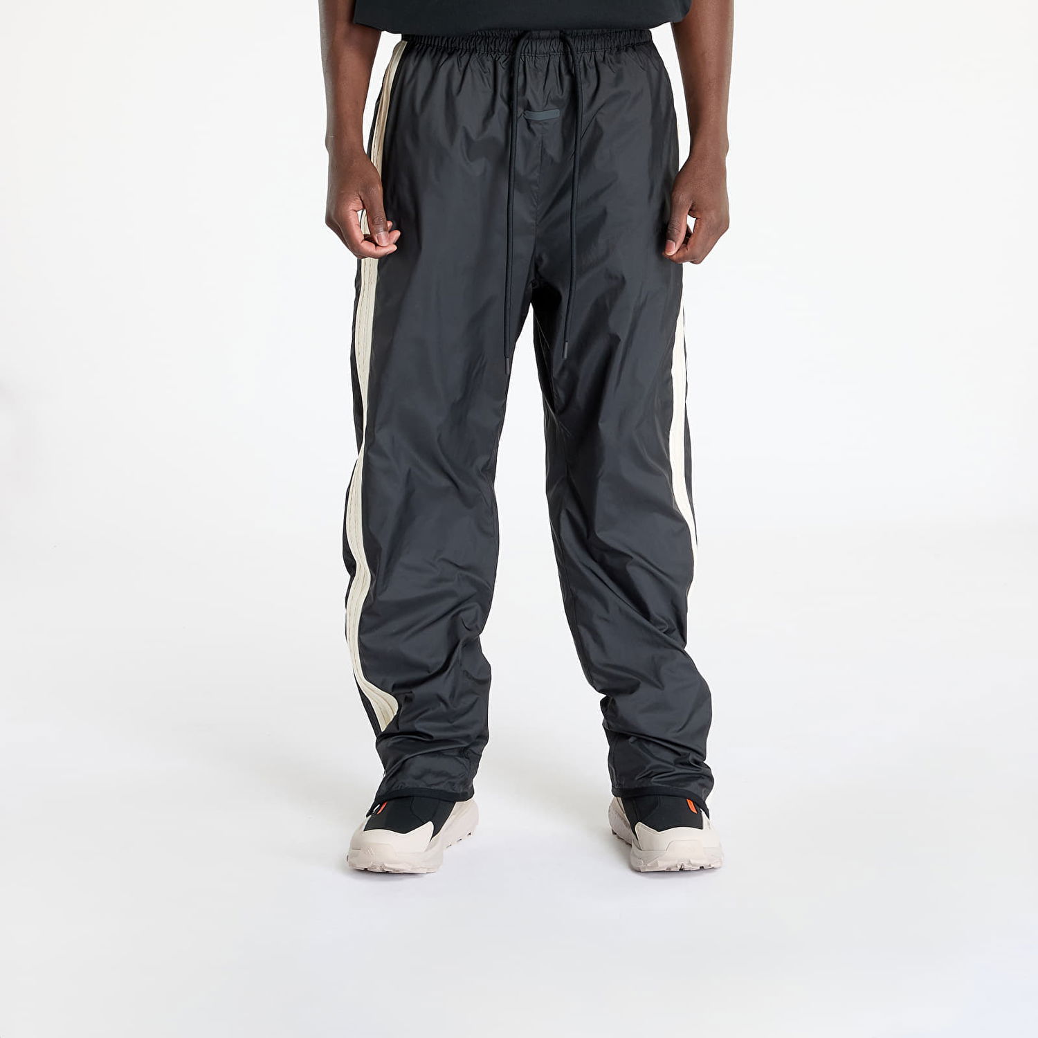 Nohavice adidas Originals Fear Of God Athletics x Woven Relaxed Track Pant Čierna | IS8727, 0
