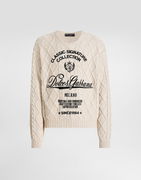Classic Signature Collection Pullover with Interwoven Pattern, Heritage and Innovation Crafted for Timeless Sophistication