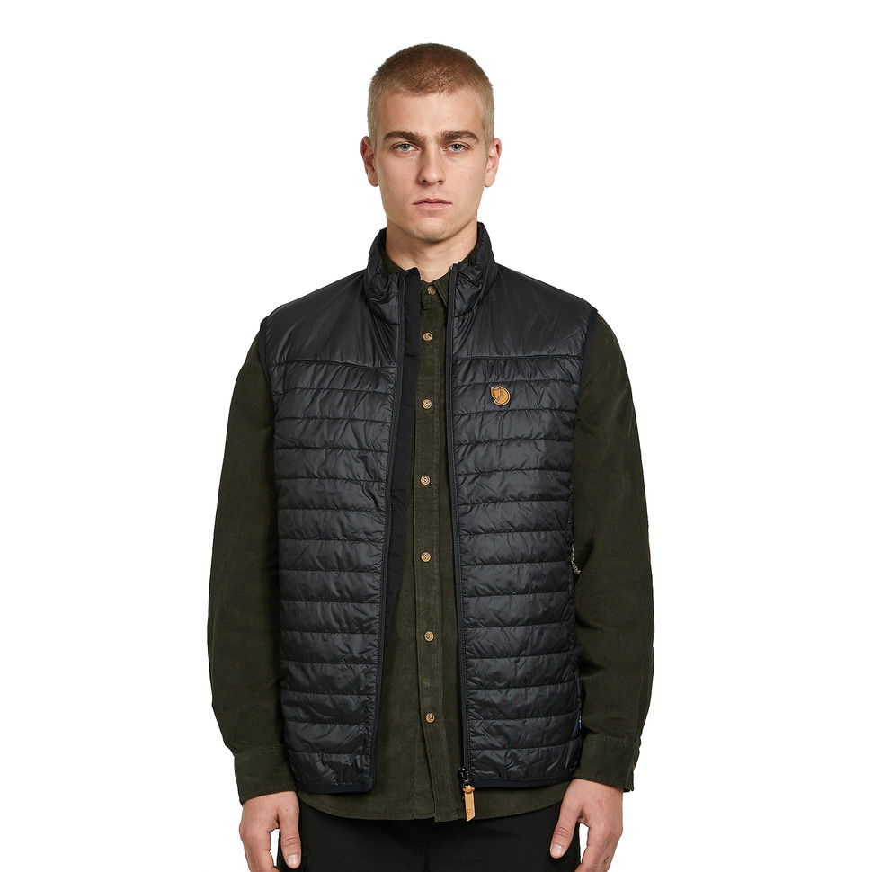 Vesta FJÄLLRÄVEN Abisko Padded Vest Čierna | 83775-550, 0