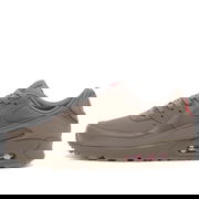 Air Max 90 Ess+ UK 6