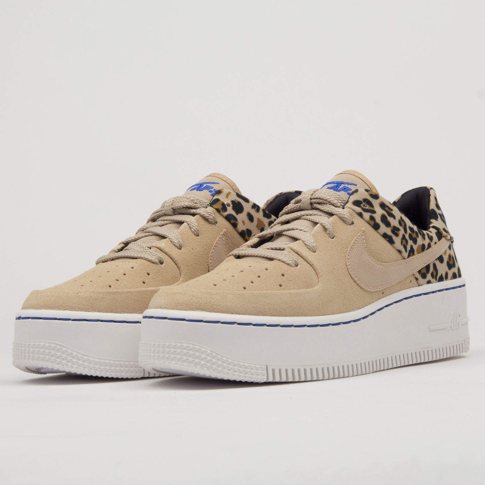 Air Force 1 Sage Low Premium W