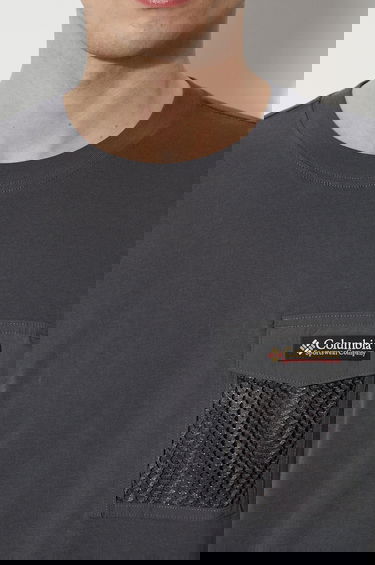 Tričko Columbia Painted Peak T-Shirt with Utility Mesh Pocket Šedá | 2074481, 5