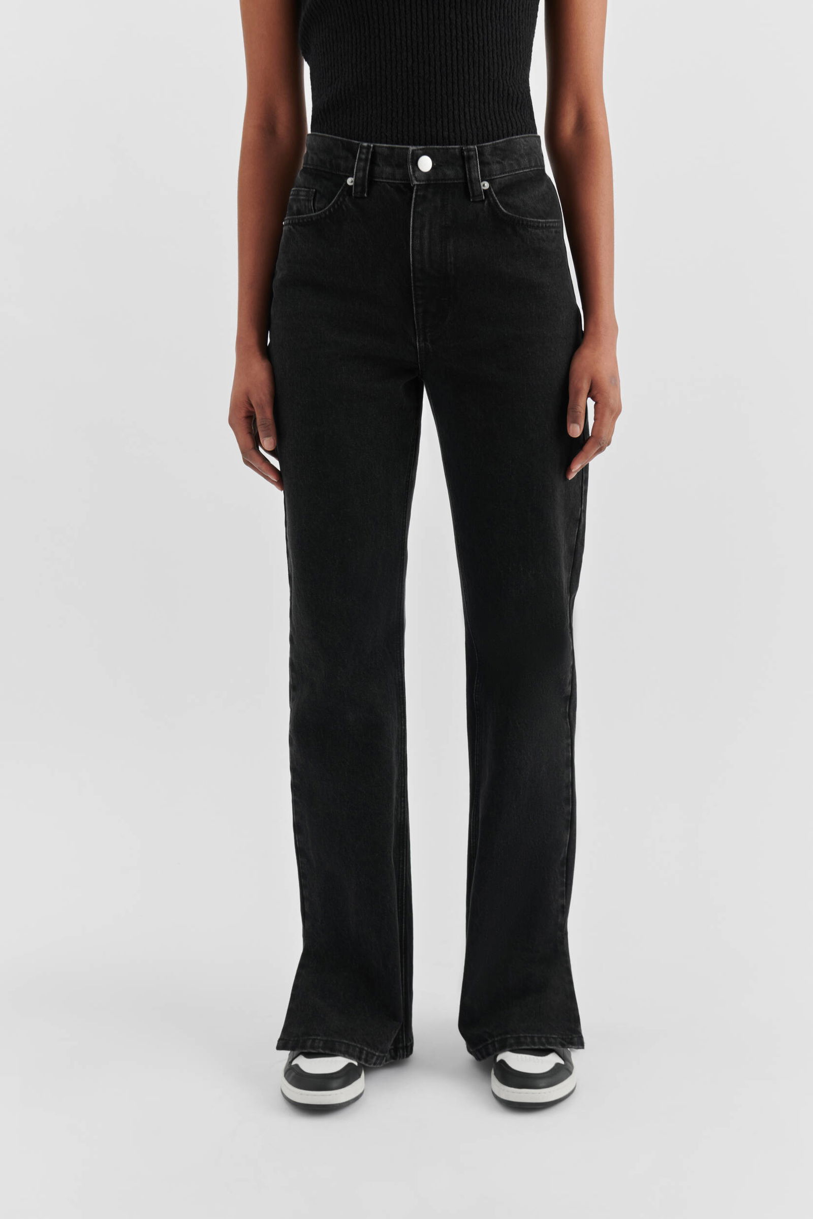 Ryder Flared Jeans