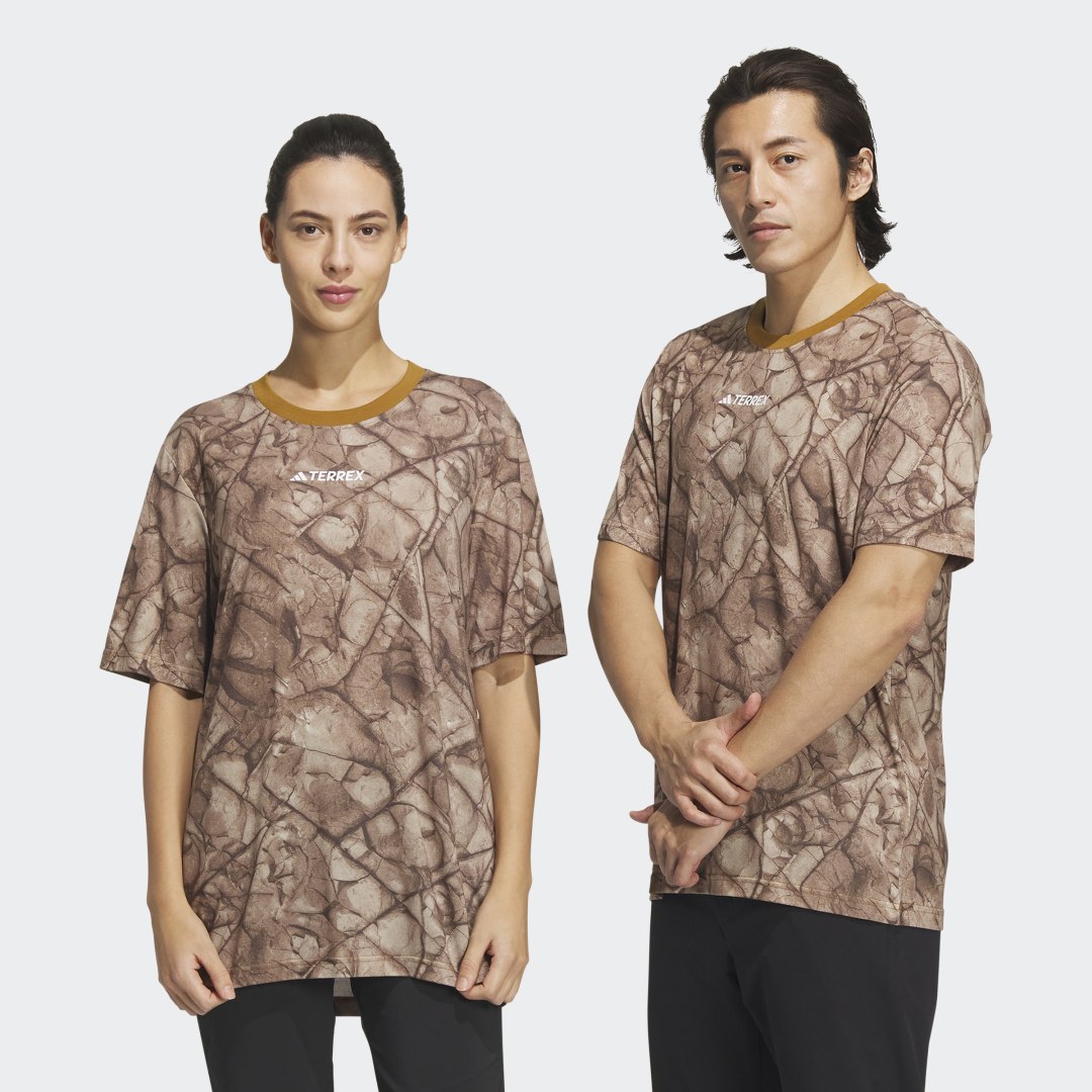 Tričko adidas Performance Terrex National Geographic Graphic Tencel Short Sleeve Tee Béžová | IC4941, 1