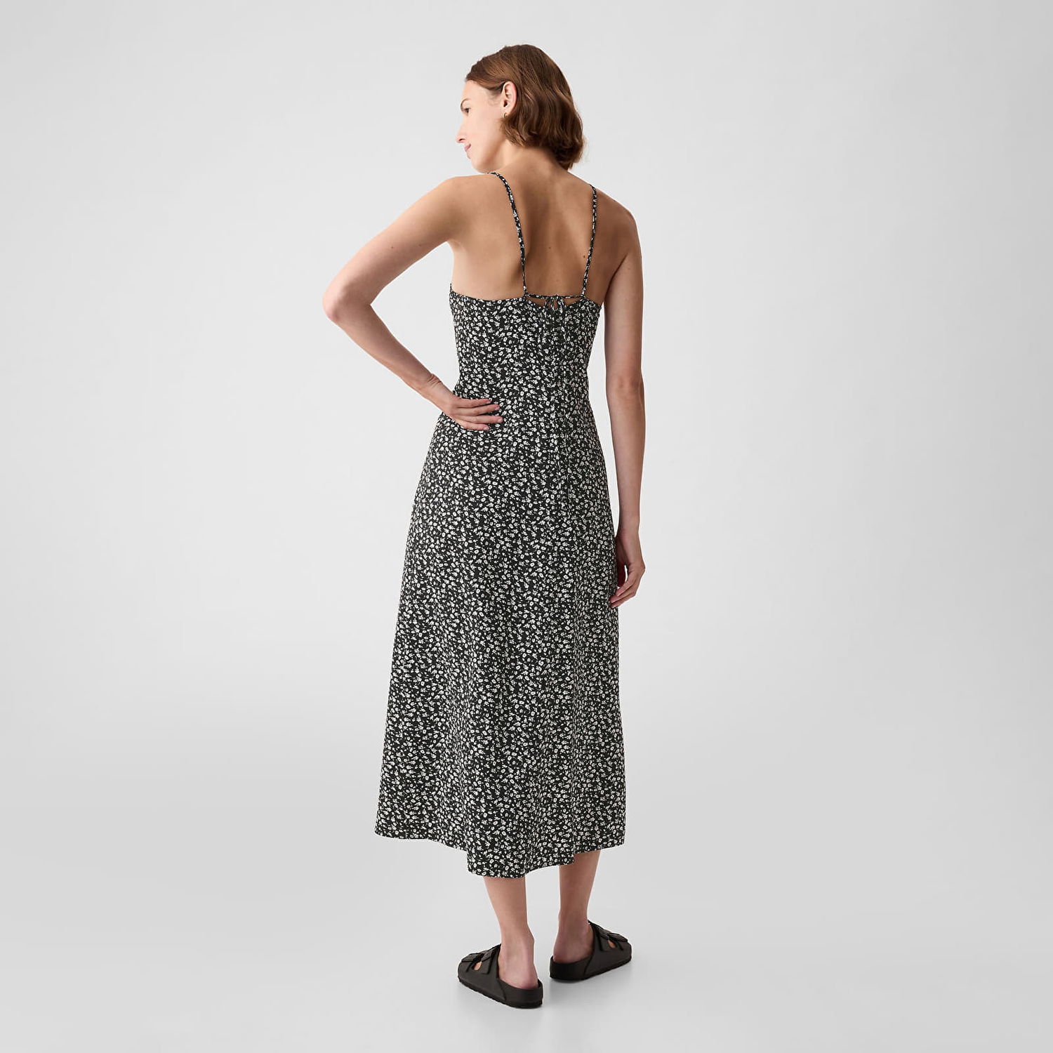 Šaty GAP Dresses Strappy Back Maxi Slip Dress Black Ditsy Floral Čierna | 880265-00, 1