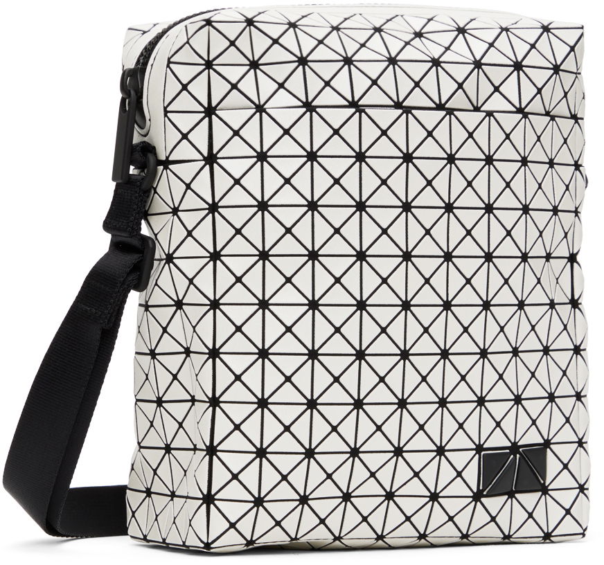 Geometric Pattern Shoulder Bag
