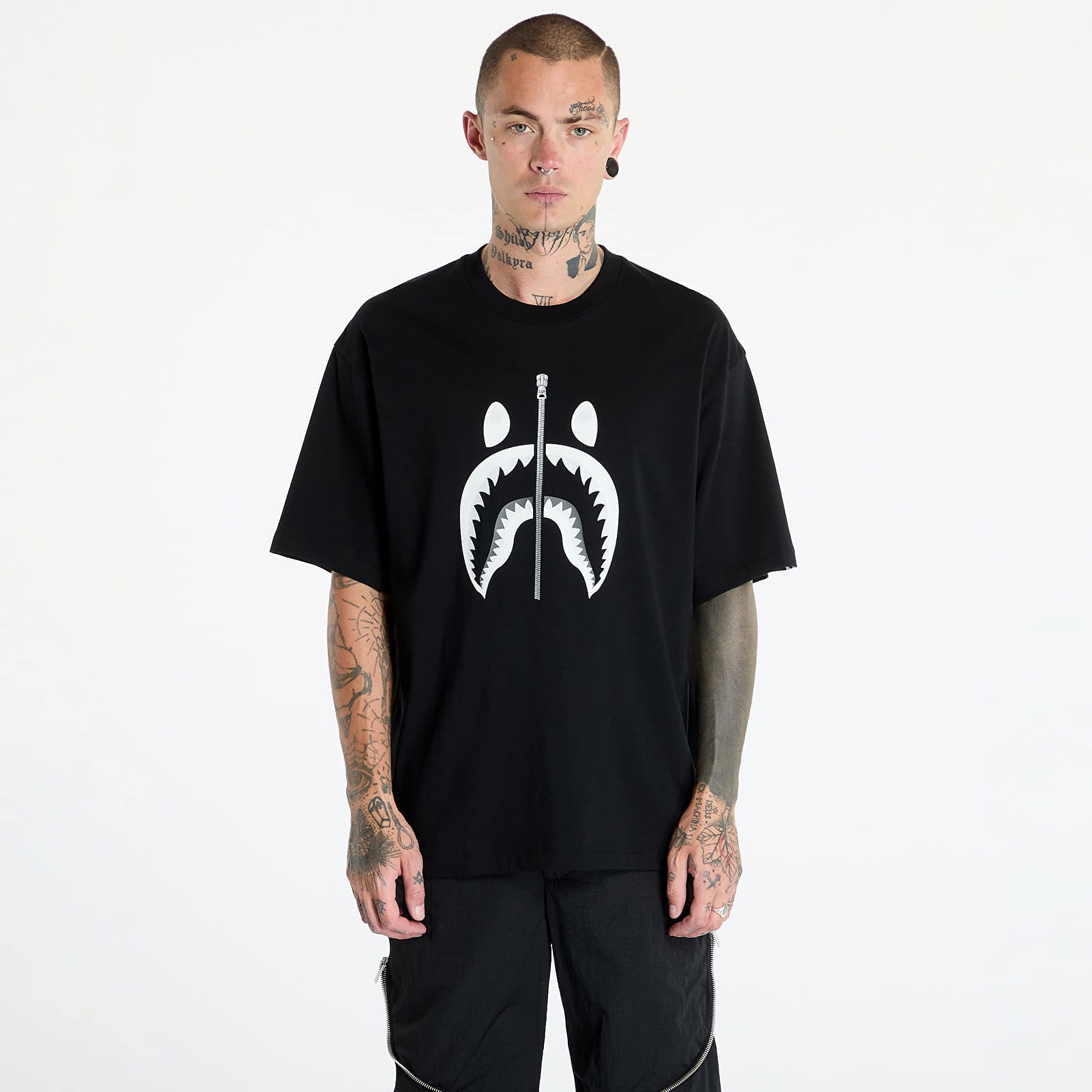 Shark Tee Black