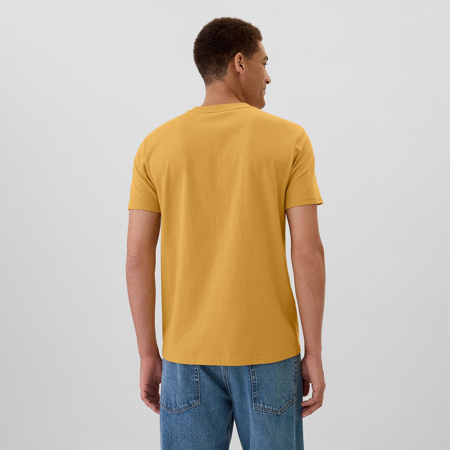Tričko GAP T-shirt Logo Pocket Tee Honey Im Home L Žltá | 857901-12, 1