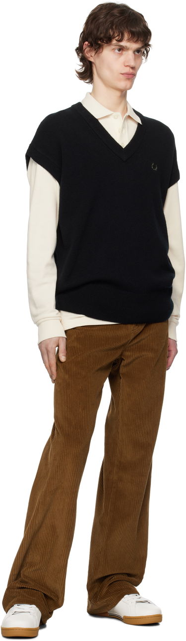 Sveter Fred Perry Fred Perry Lambswool Knit Vest Čierna | K8567, 3
