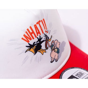 Šiltovka New Era 9FORTY A-Frame Trucker Character Looney Tunes Daffy Duck Scarlet One Size Biela | 60435086, 4