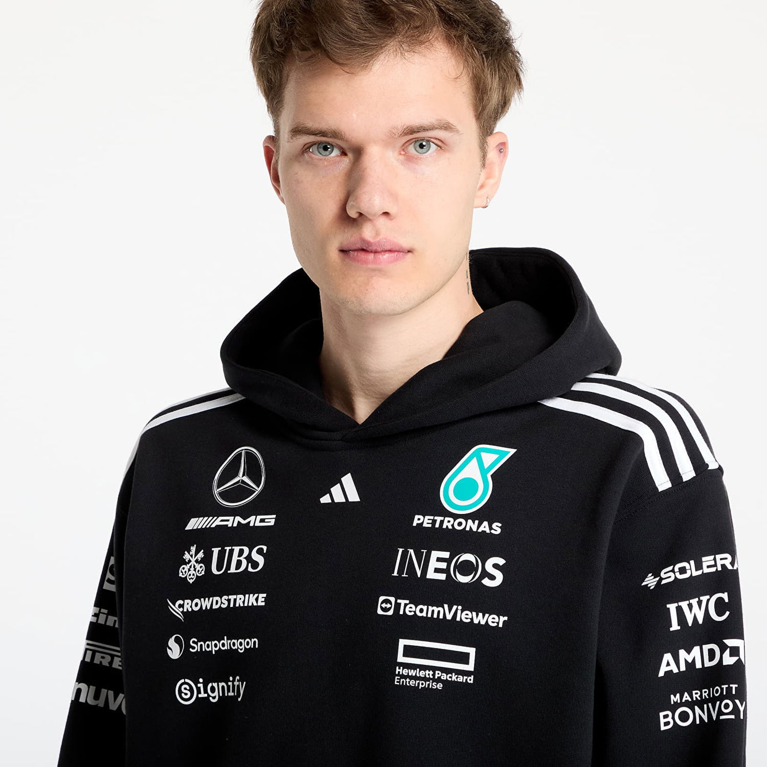 Mikina adidas Performance Mercedes - AMG Petronas Formula One Team Hoodie Čierna | JW5385, 1