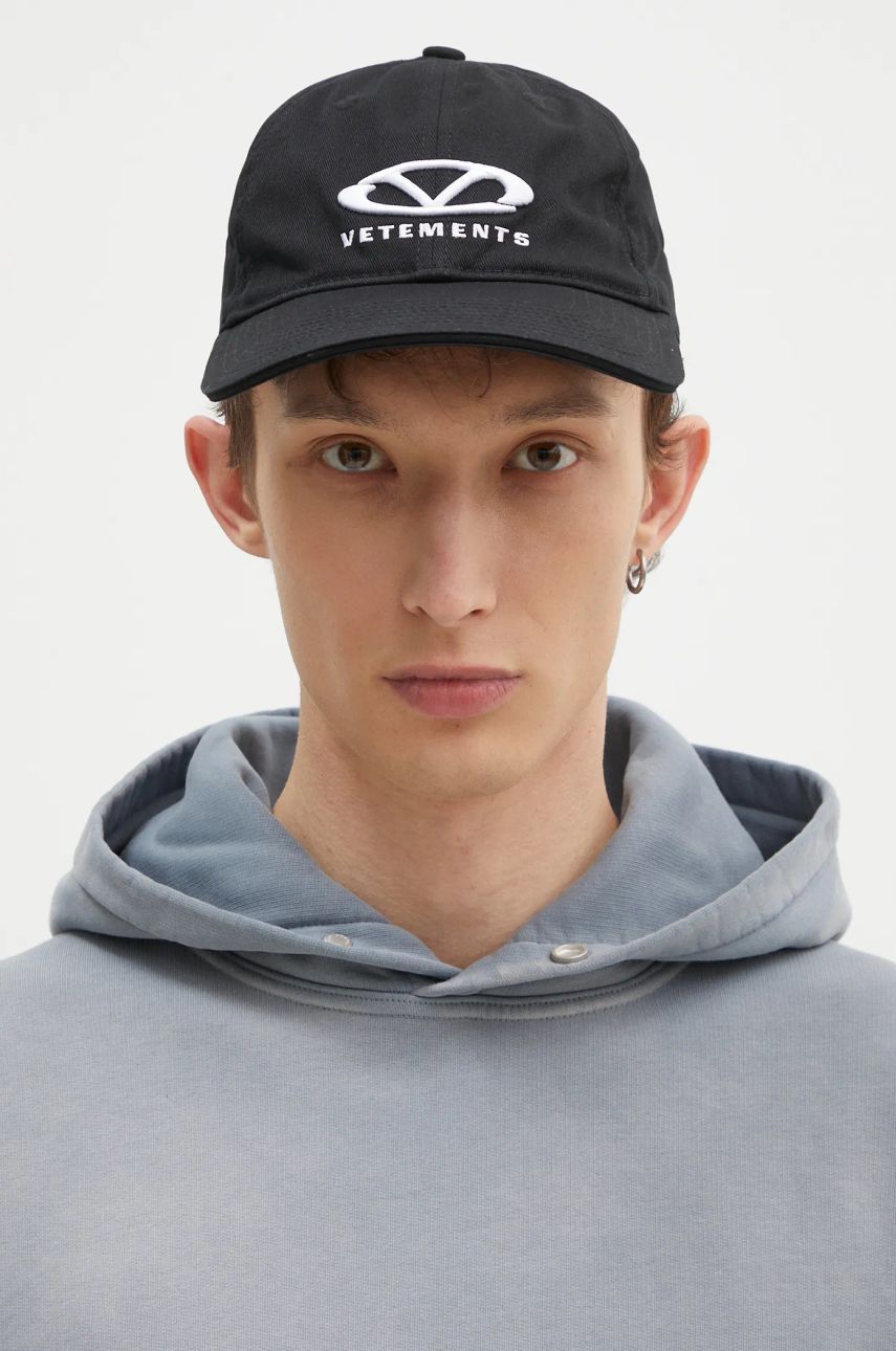 Šiltovka VETEMENTS Oval Logo Baseball Cap Čierna | UA66CA100B, 1