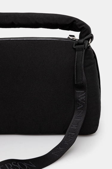 Taška cez rameno JW Anderson JW Anderson The Jwa Puffy Corner Bag Čierna | HB0640.FA0382.999, 2