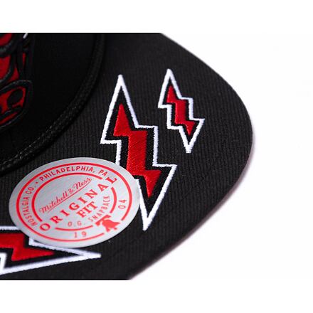 Recharge Trucker Chicago Bulls Black